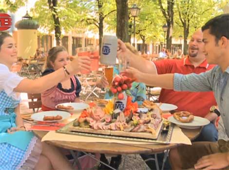 Jumbo im Biergarten